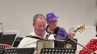 Concert notre Dame du Laus, accordéon club Gapançais. #musique, #noël 