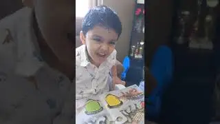 Harshi's favorite book | Dinosaur names and facts by 3 year old
