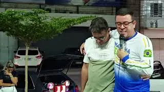 Paulo Barroso fa&ccedil;a ora&ccedil;&atilde;o na pra&ccedil;a dos tr&ecirc;s climas #Itapipoca #cear&aacute; #brasil. 