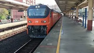 2025.12.24 133次特仕3000型新自強號樹林通過+8771B次E500型雙機試運轉樹林出站(133編組3250/3025，8771B編組E548+547+4*莒光)