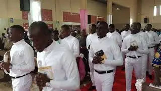 Rite d'admission et prise de soutane(1)