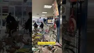 Japanese bicycle shop with partial price