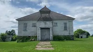 One‑Room Schoolhouse in Weyauwega?  Built in 1900