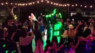 Wedding LED Robot Hora Loca Show in Miami by VIVA!