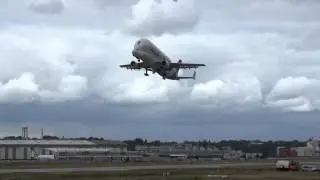BELUGA 1 Go Around in strong wind at Hamburg-Finkenwerder