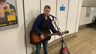 Metro busker Joe Wallace