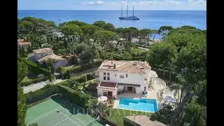 John Taylor Luxury Real Estate - Holiday Rental Villa on C&ocirc;te d'Azur Cap d'Antibes