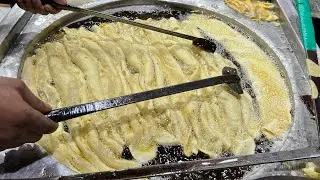 Gujarati Fafda Making in Automatic Machine | Kolkata Street Food