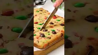 Christmas bar cookies #ChristmasCookieBars #FestiveBaking #HolidayTreats #SweetChristmas