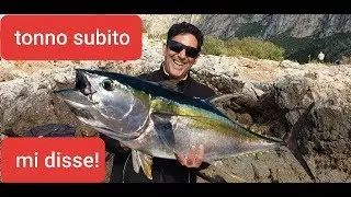 una canna da pesca  che vola quasi in mare l avete mai vista!? il tonno fu!  fishing video
