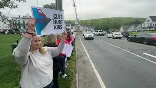 New Milford, CT teachers rally against proposed budget cuts