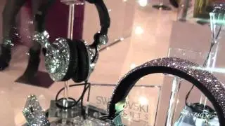 Swarovski Elements Collection by iWave - CES 2011 - BWOne.com