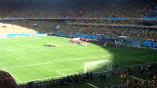 DeCanhota na Copa - Hino brasileiro no Mineir&atilde;o