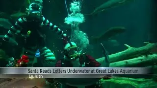 Santa dives deep into &lsquo;wish lists&rsquo; at Great Lakes Aquarium
