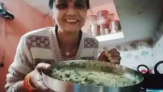 आज मैने बनाया पालक के सकोड़े । sakode । । palak sakode । 