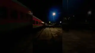 22405 Bhagalpur-Anand Vihar Terminal Garib Rath Express with WAP7 skipping Meja Road(MJA).🚉❤️🔥