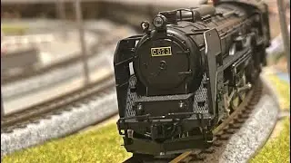 KATO 蒸気機関車　C62-3                      旧型客車6両編成　デスクトップレイアウトにて