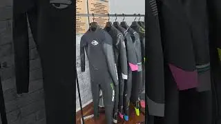 comparativo entre long john mormaii 5.3.1 é os longs da Zone3 wetsuits