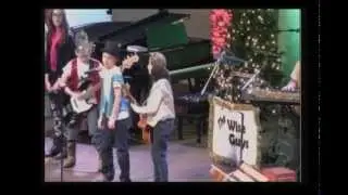 An Unplugged Christmas Musical
