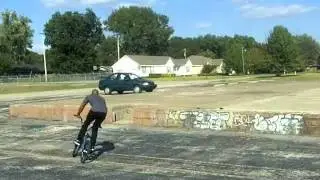 GREAT CHAINLESS BMX RIDING