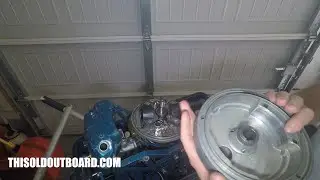 How to Remove a Johnson / Evinrude 10 Hp Flywheel