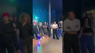 Просто учительница, пытающаяся мотивировать своих учеников!