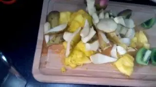 HUROM HH-SBF11 mango gruszka kiwi banan