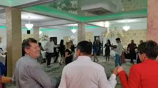 cine-i tată și are fete 🎼🎶🎹🎤💯live