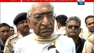 Ashok Singhal ducks queries on Narendra Modi