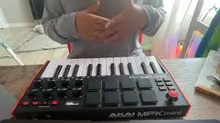 how to play the AKAI MPK mini    SD 480p
