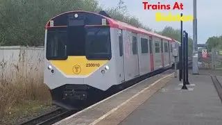Trains At Bidston (Borderlands Line) [Merseyrail Wirral Line]