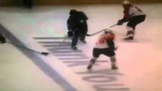 Mike Richards Huge hit