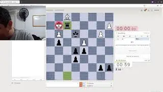 Aqu&iacute; de relax jugando en lichess mientras estoy en el club chessfy