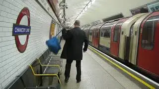 London Underground Central Line 1992 Stock Trains At Chancery Lane 21 January 2020