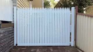 ⚜ Elegant Victoria Design Single Swing Gate | White Pickets | North Fremantle ⚜