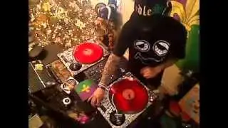 Dj NDOE Bacon & Bass old skool Freestyle cover for Dj Osheen 12_12_12 on www.the-lost-art.com