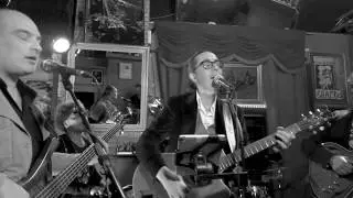 Donal & Whiskey Finger - Walking the dog - Live at Shapko Nice 2017