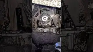 vw crankshaft seal leaking