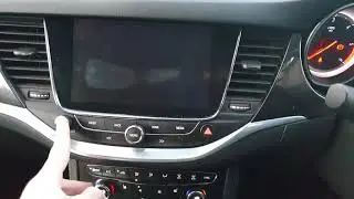Intellilink with black screen. Opel Astra 2017 Touring Sports