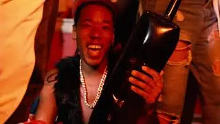 Shawn Red- Loud ft. Shelly Ferrell