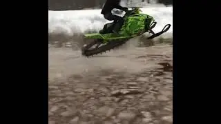 Snow mobile sound effect
