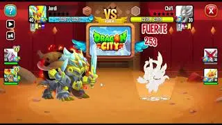 ASMR MOUTH SOUNDS + JUGANDO DRAGON CITY🐉 BATALLAS EN ARENAS