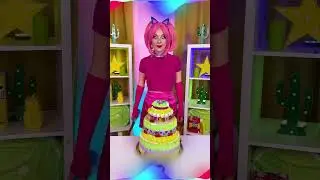 Cutting the Cake, Or Maybe Not? 🍰❓ | Boost your Shorts vibe with &rdquo;SUE DJ, LA LA LIFE - DON'T TEXT&rdquo;