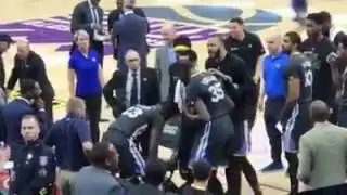 Draymond Green arguing with Kevin Durant during the warriors loss to kings 106-109
