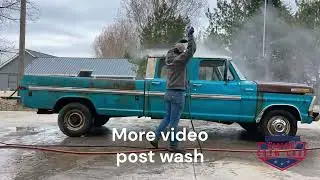 Barn find one owner 1971 F350 Crew Cab Special.  Check out how she looks after all these years.