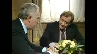 Yes, Prime Minister - A British Democracy