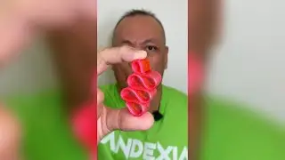 👂ASMR SEVIGNY&rsquo;S THIN RIBBON CHRISTMAS CANDY RASPBERRY FLAVOR EATING SOUNDS👂ORIGINAL LENGTH👂