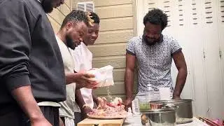Avec mes amis , on fait du poulet frit axé originale