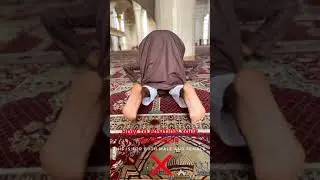 how to position your legs in sujud
