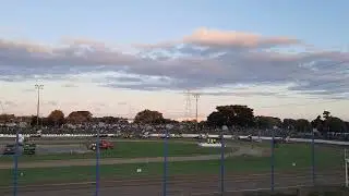 Waikaraka Speedway, Auckland 24th October #speedway #racecar #auckland